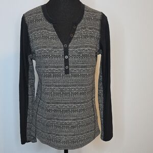 Northcrest Black and Gray Patterned Top